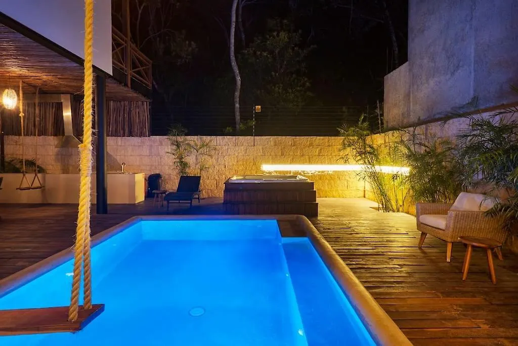 Premium 4Br Villa, Private Pool, Jacuzzi, Gated تولوم
