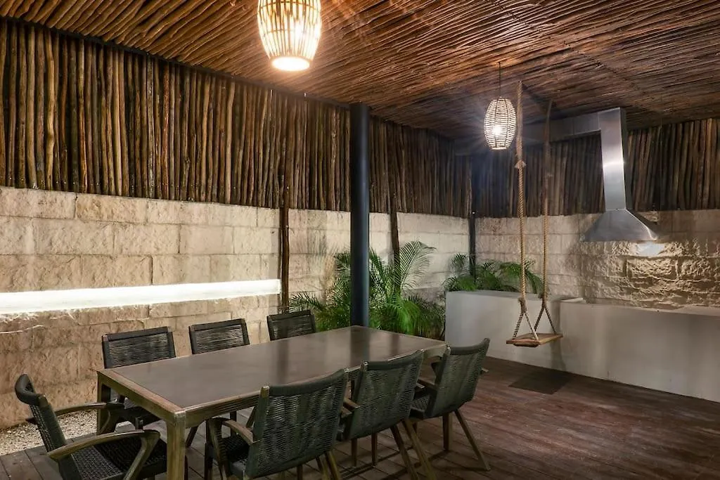 Premium 4Br Villa, Private Pool, Jacuzzi, Gated تولوم 0*,  المكسيك